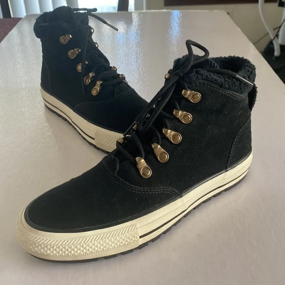 CONVERSE All Star Women’s Black Suede Leather Hi Tops Size 7
